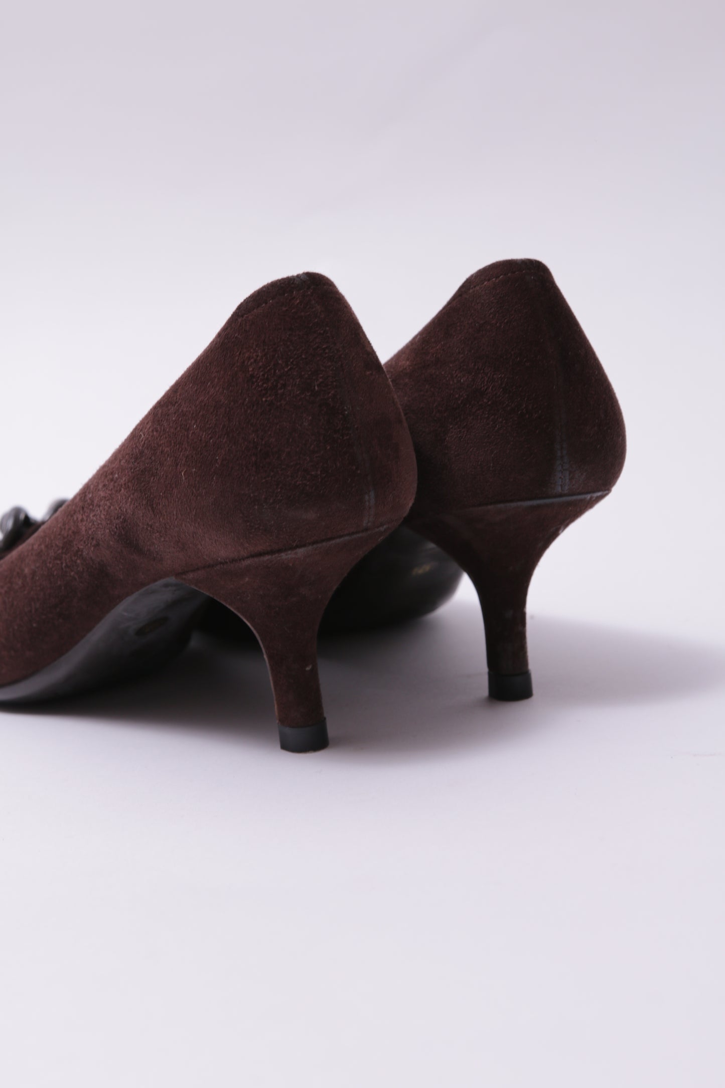 Prada 90’s brown suede kitten heel