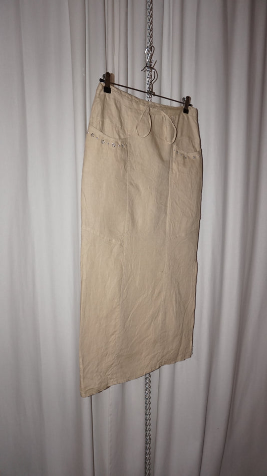 Khaki linen skirt with rhinestones at the pockets