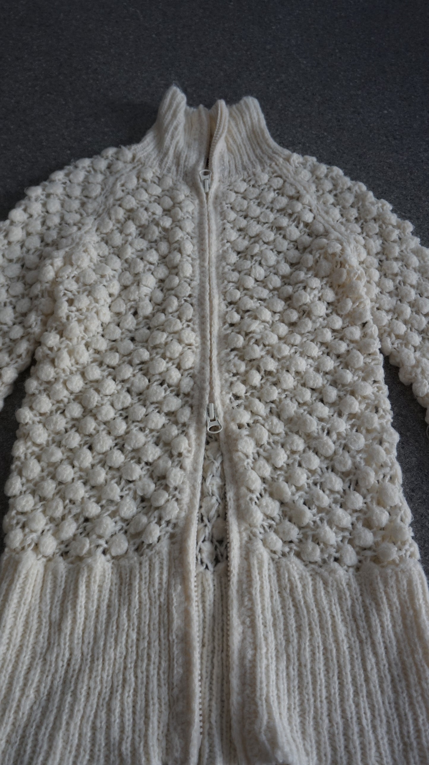 Double zipper open thick long knit in cream