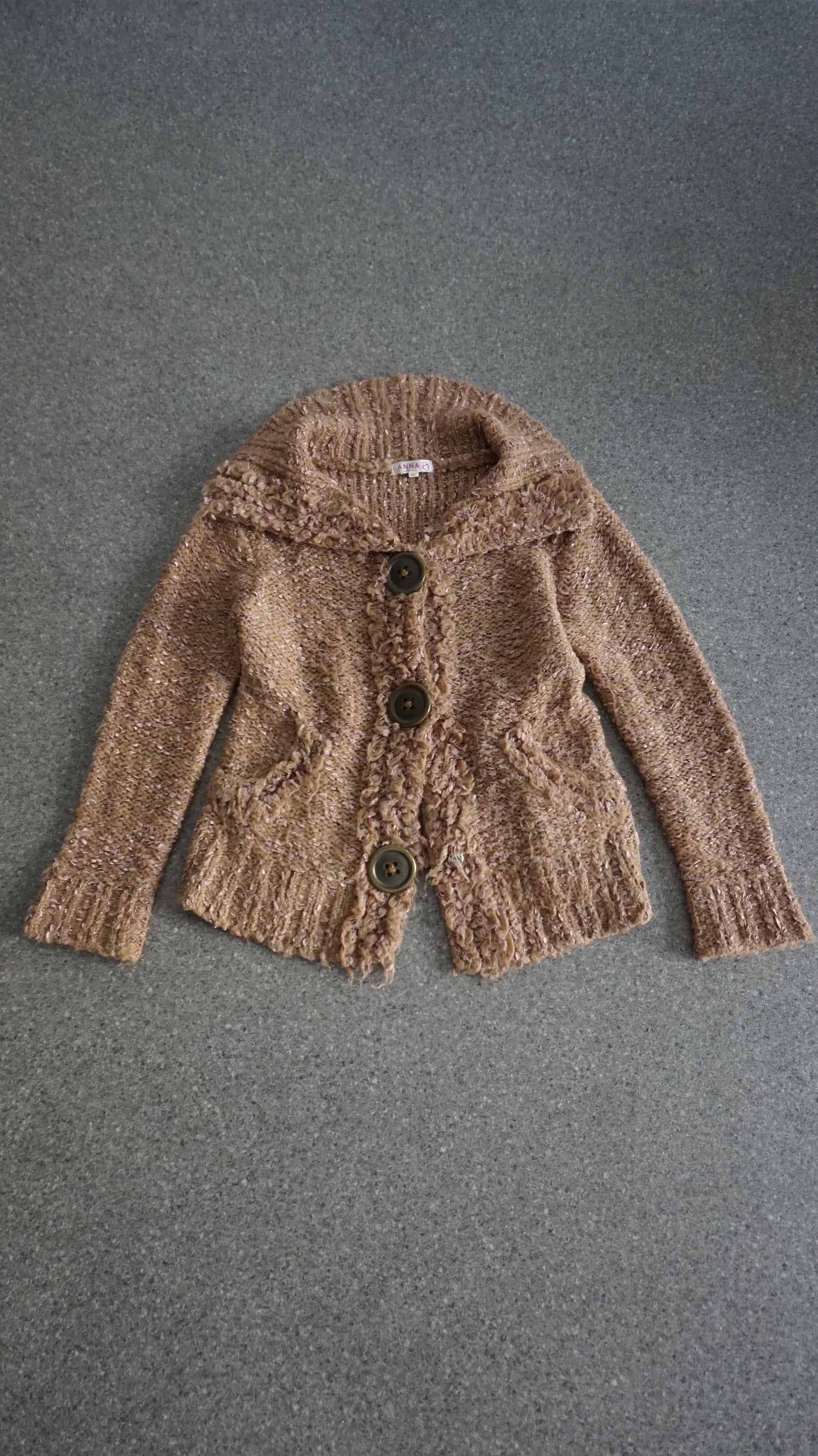 heavy knit with big buckles