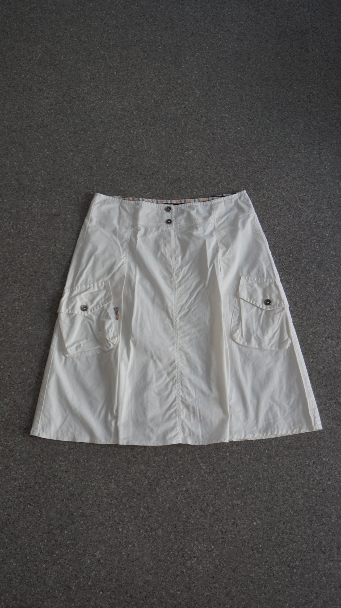 knee length white cotton skirt