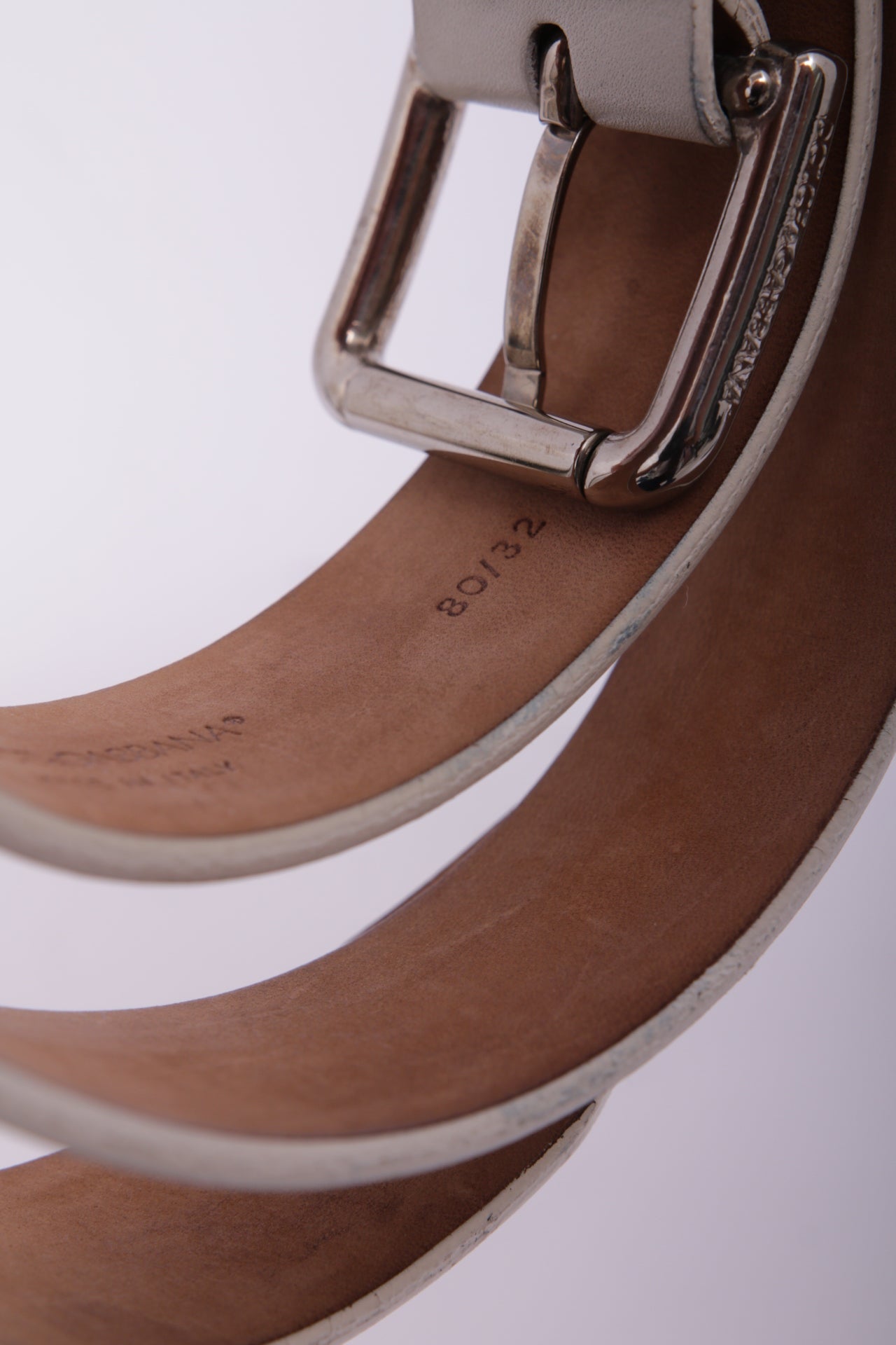 D&G leather belt in white and silver