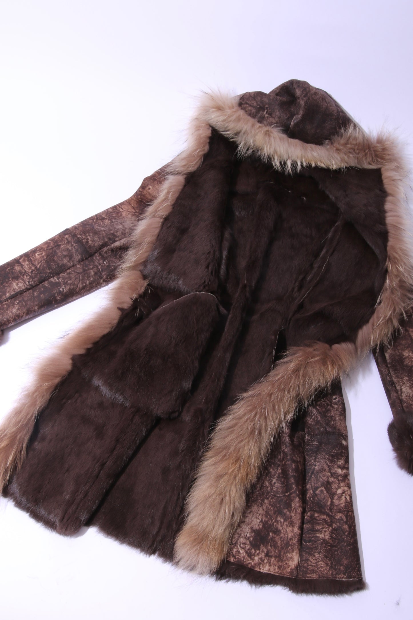 Printed leather long coat with inner rabbit fur and fur collar