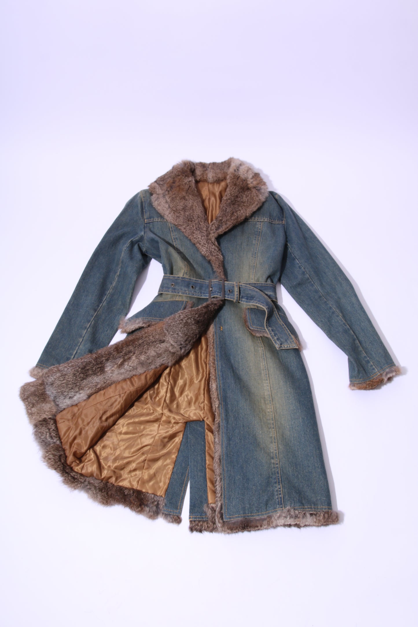 Long denim coat with waist belt and rabbit fur collar