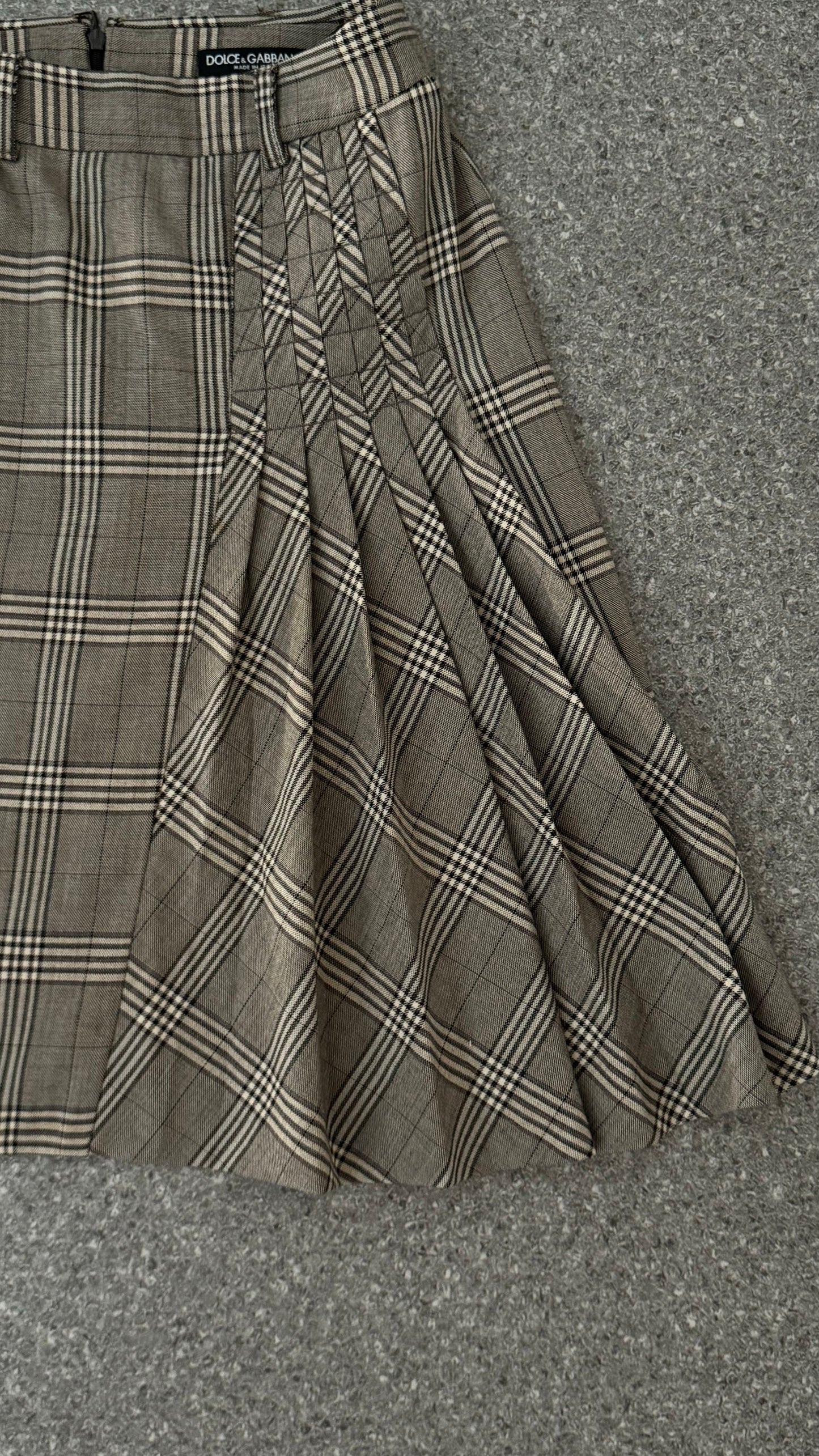 Dolce & Gabbana pleated quilt asymmetric skirt